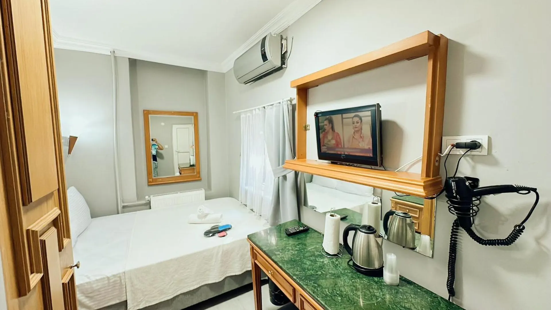 איסטמבול Taksim Centre Hotel 2*,